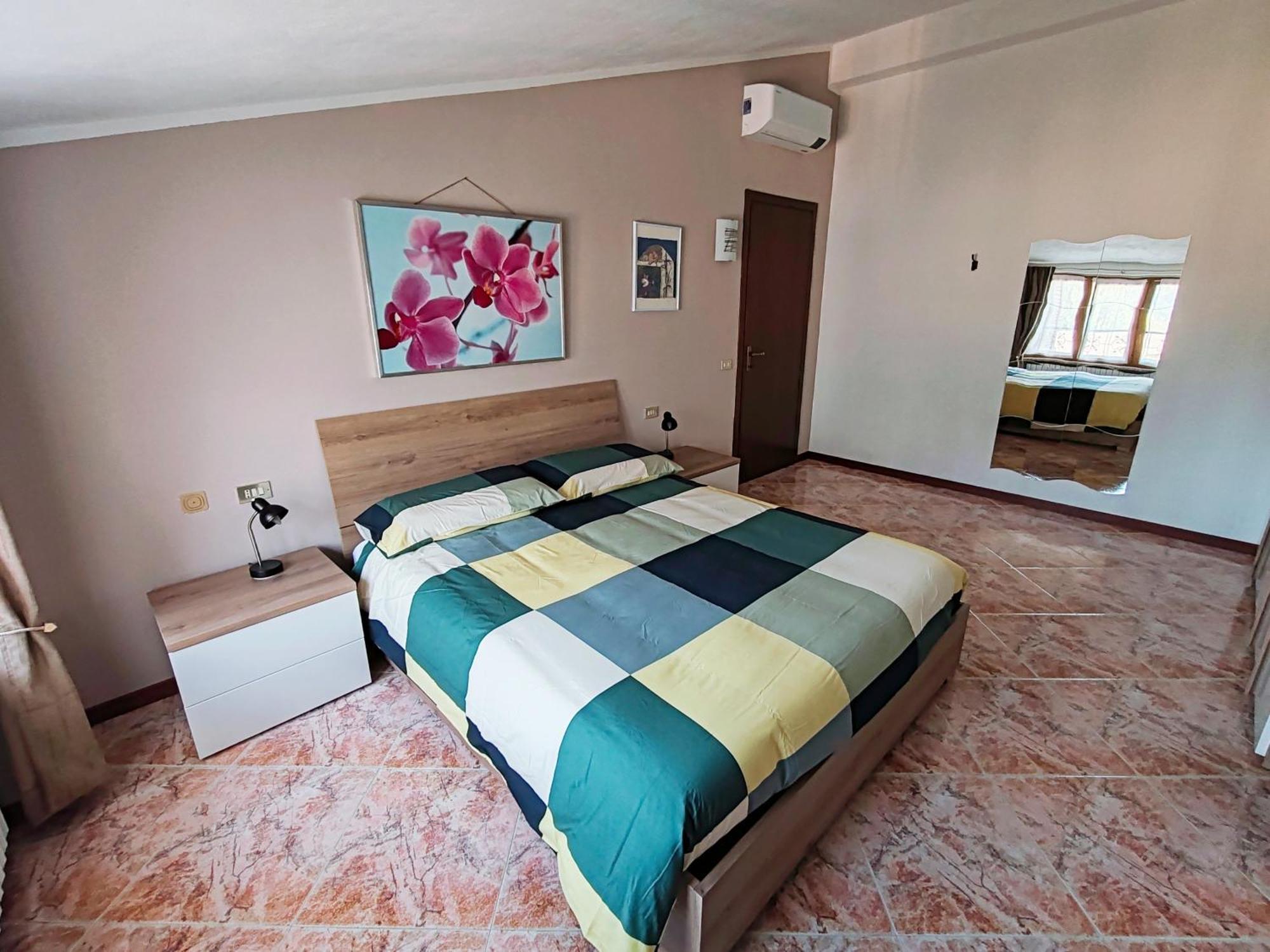 Silla House - A Due Passi Dal Lago Malgrate Εξωτερικό φωτογραφία